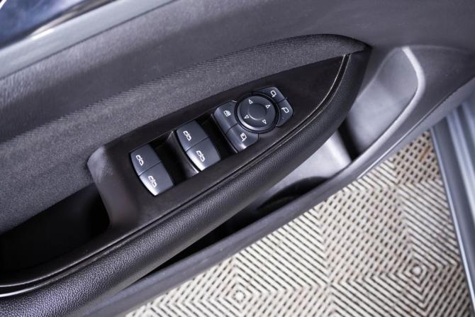 Opel Insignia II с пробегом 2018 года, цена 1 449 000 рублей, 179500 км, лифтбек, Автокод Объявления