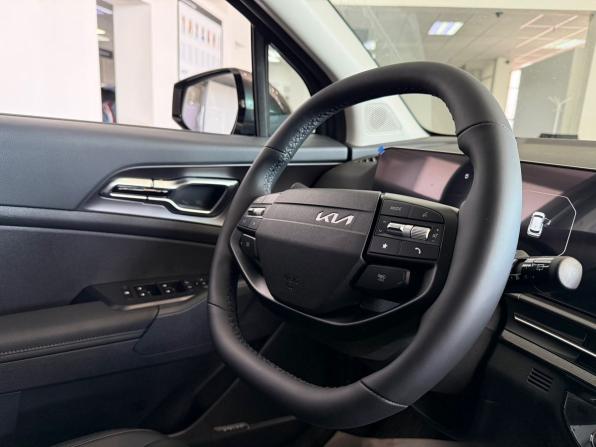 Kia Sportage V Рестайлинг с пробегом 2026 года, цена 4 950 000 рублей, 10 км, внедорожник, Автокод Объявления
