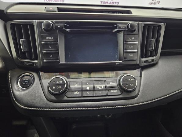 Toyota RAV4 IV (XA40) Рестайлинг с пробегом 2016 года, цена 1 954 000 рублей, 176700 км, внедорожник, Автокод Объявления
