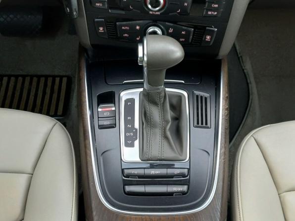 Audi Q5 I (8R) Рестайлинг с пробегом 2013 года, цена 1 849 000 рублей, 158220 км, внедорожник, Автокод Объявления