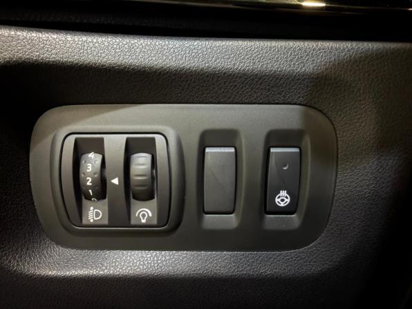 Renault Kaptur I Рестайлинг с пробегом 2021 года, цена 1 649 000 рублей, 80620 км, внедорожник, Автокод Объявления