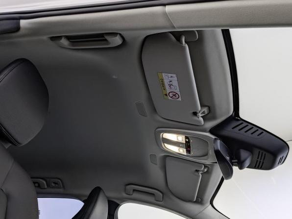 Volvo XC60 II Рестайлинг с пробегом 2021 года, цена 4 830 000 рублей, 49603 км, внедорожник, Автокод Объявления
