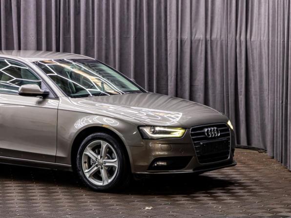 Audi A4 IV (B8) Рестайлинг с пробегом 2014 года, цена 1 395 000 рублей, 175000 км, седан, Автокод Объявления