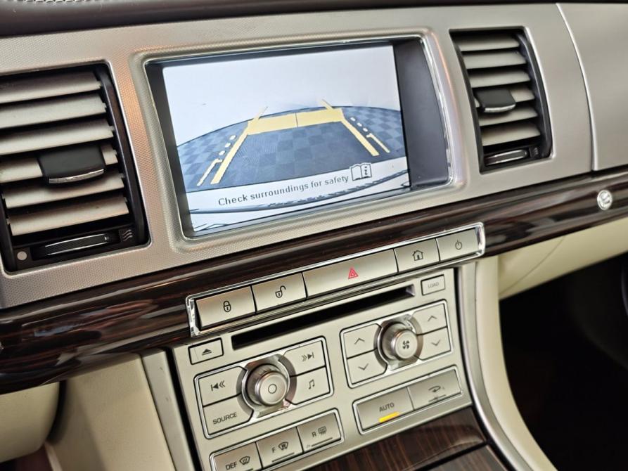 Jaguar XF I Москва  - изображение 19