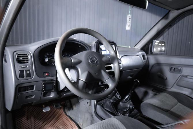Nissan NP300 с пробегом 2009 года, цена 699 000 рублей, 349162 км, пикап, Автокод Объявления