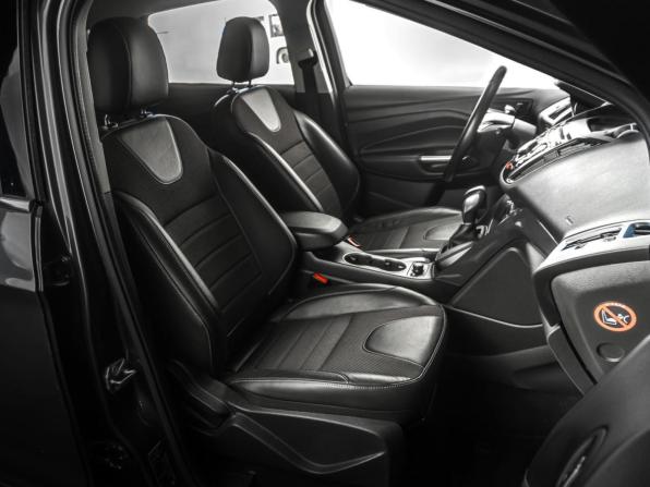 Ford Kuga II с пробегом 2016 года, цена 1 569 000 рублей, 125740 км, внедорожник, Автокод Объявления