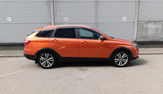 Lada (ВАЗ) Vesta I с пробегом 2020 года, цена 1 099 000 рублей, 111987 км, универсал, Автокод Объявления
