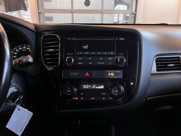 Mitsubishi Outlander III Рестайлинг 2 с пробегом 2016 года, цена 1 855 000 рублей, 117740 км, внедорожник, Автокод Объявления