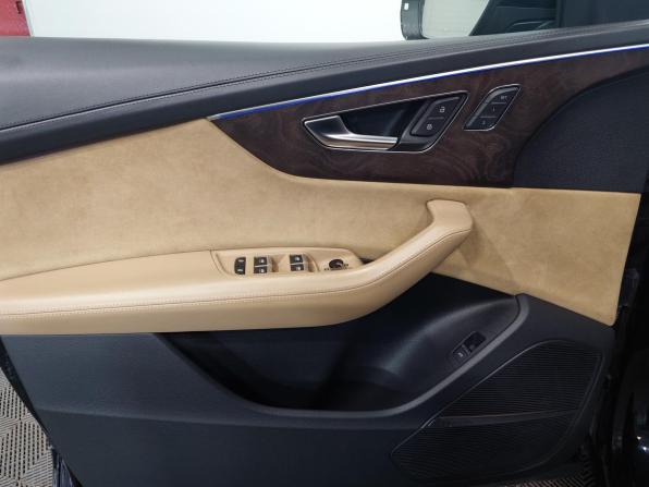 Audi Q8 I (4M) с пробегом 2019 года, цена 5 630 000 рублей, 98500 км, внедорожник, Автокод Объявления