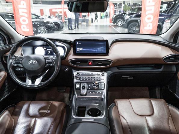 Hyundai Santa Fe IV Рестайлинг с пробегом 2021 года, цена 3 599 700 рублей, 156341 км, внедорожник, Автокод Объявления