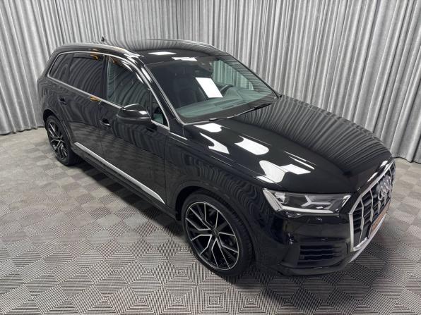 Audi Q7 II (4M) Рестайлинг с пробегом 2022 года, цена 9 590 000 рублей, 24286 км, внедорожник, Автокод Объявления