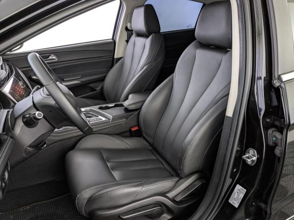 Omoda S5 с пробегом 2024 года, цена 1 720 000 рублей, 11840 км, седан, Автокод Объявления