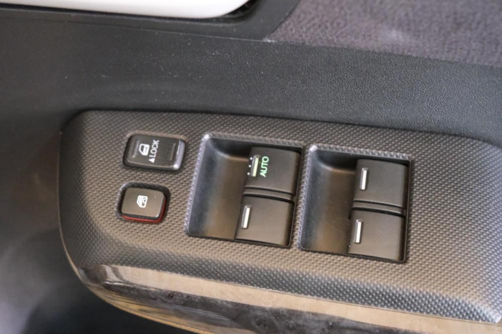 Honda Insight II Рестайлинг Омск  - изображение 9