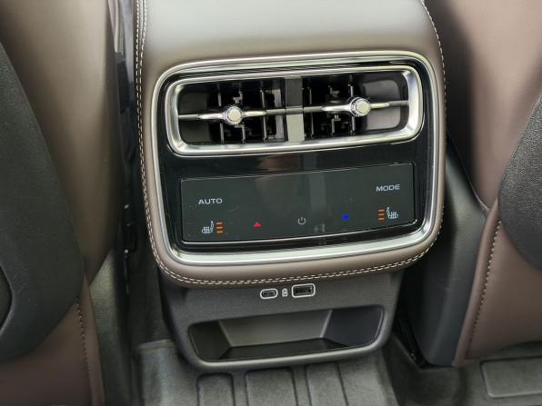 Geely Monjaro I Рестайлинг 2 с пробегом 2026 года, цена 4 150 000 рублей, 25 км, внедорожник, Автокод Объявления