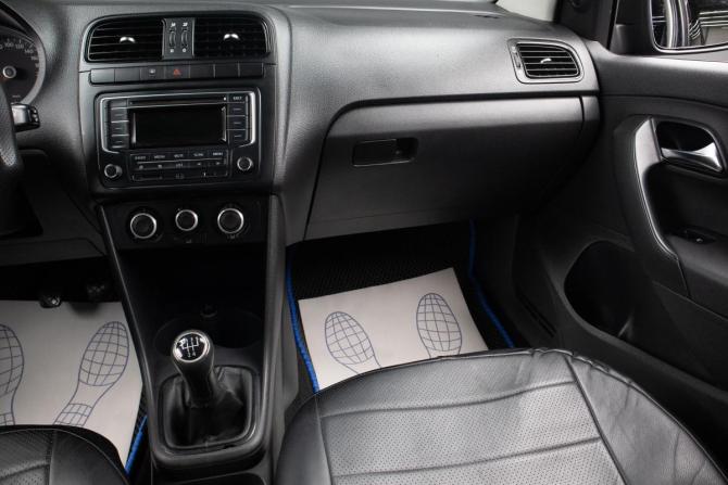 Volkswagen Polo V с пробегом 2010 года, цена 469 000 рублей, 304021 км, седан, Автокод Объявления
