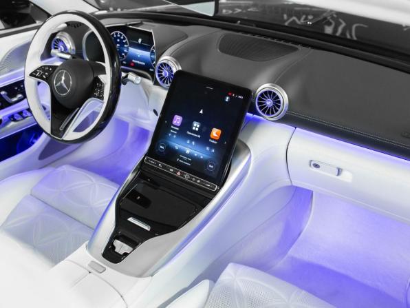Новый Mercedes-Benz Maybach SL 2025 года, цена 36 180 000 рублей, родстер, Автокод Объявления