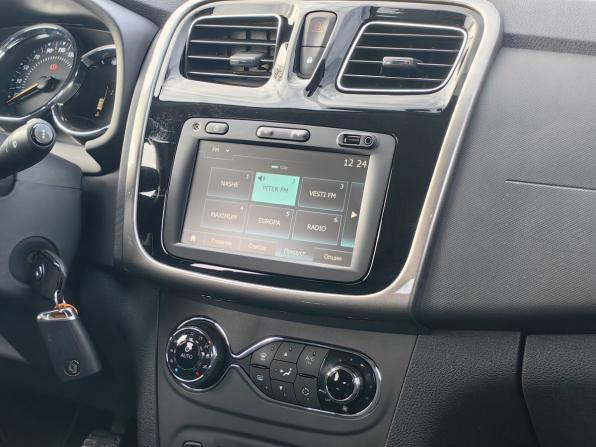 Renault Sandero II Рестайлинг с пробегом 2021 года, цена 1 199 000 рублей, 110788 км, хэтчбек, Автокод Объявления
