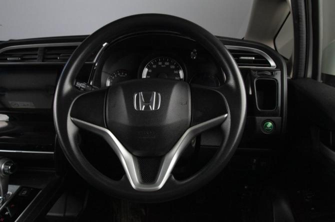 Honda Shuttle II с пробегом 2016 года, цена 1 439 000 рублей, 126800 км, универсал, Автокод Объявления