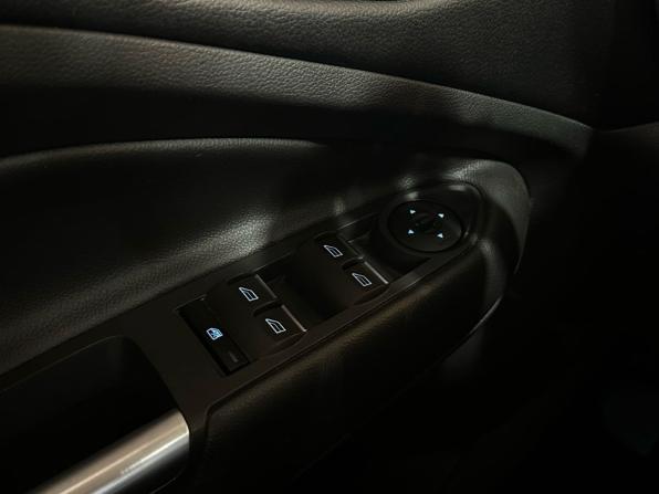 Ford Kuga II Рестайлинг с пробегом 2017 года, цена 1 590 000 рублей, 117268 км, внедорожник, Автокод Объявления