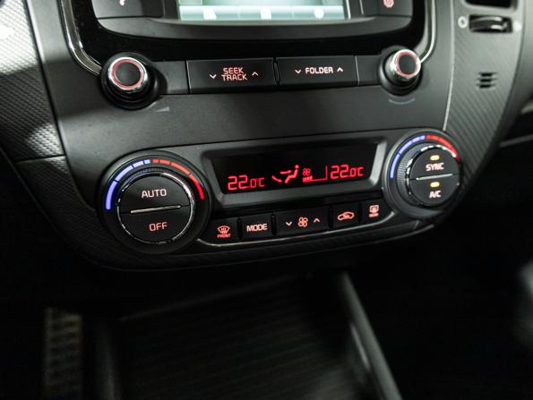 Kia Cerato III Рестайлинг (Classic) с пробегом 2018 года, цена 1 399 700 рублей, 144572 км, седан, Автокод Объявления