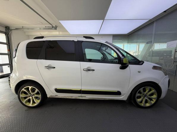 Citroen C3 Picasso I с пробегом 2011 года, цена 450 000 рублей, 190000 км, компактвэн, Автокод Объявления