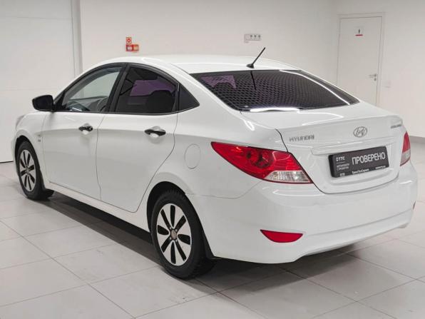 Hyundai Solaris I с пробегом 2013 года, цена 745 000 рублей, 192601 км, седан, Автокод Объявления