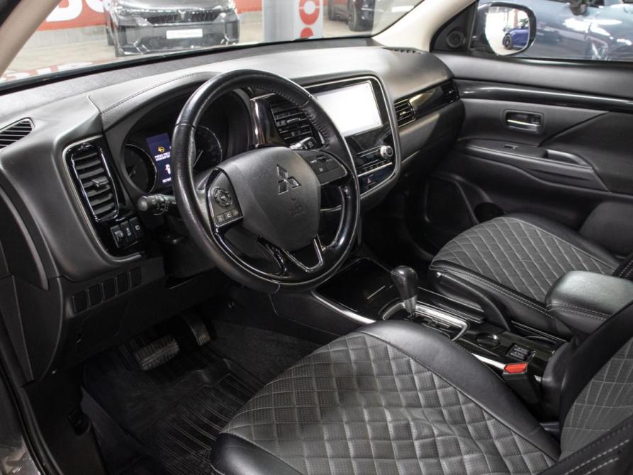 Mitsubishi Outlander III Рестайлинг 3 Москва  - изображение 17