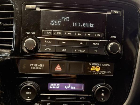 Mitsubishi Outlander III Рестайлинг 2 с пробегом 2016 года, цена 1 755 000 рублей, 132663 км, внедорожник, Автокод Объявления