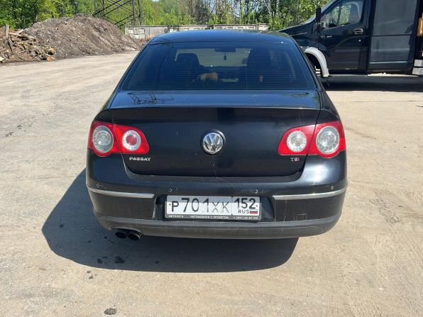 Volkswagen Passat B6 с пробегом 2010 года, цена 519 000 рублей, 303924 км, седан, Автокод Объявления