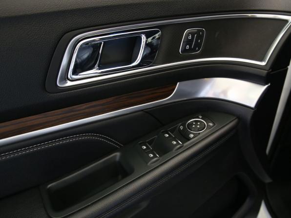 Ford Explorer V Рестайлинг 2 с пробегом 2018 года, цена 2 945 000 рублей, 105345 км, внедорожник, Автокод Объявления