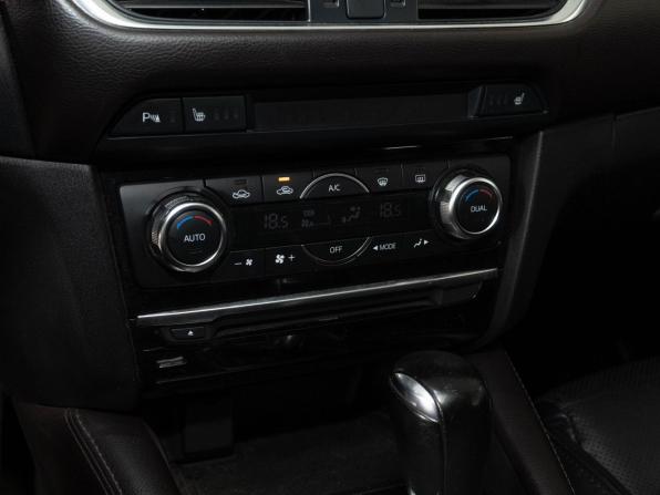 Mazda 6 III (GJ) Рестайлинг с пробегом 2015 года, цена 1 747 000 рублей, 165673 км, седан, Автокод Объявления