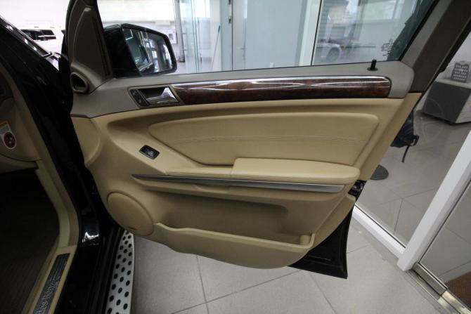 Mercedes-Benz M-Класс II (W164) Рестайлинг с пробегом 2010 года, цена 1 950 000 рублей, 234000 км, внедорожник, Автокод Объявления
