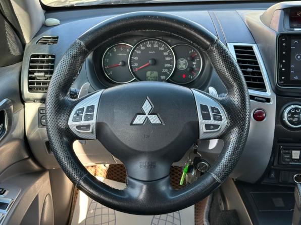 Mitsubishi Pajero Sport II Рестайлинг с пробегом 2014 года, цена 1 490 000 рублей, 201000 км, внедорожник, Автокод Объявления