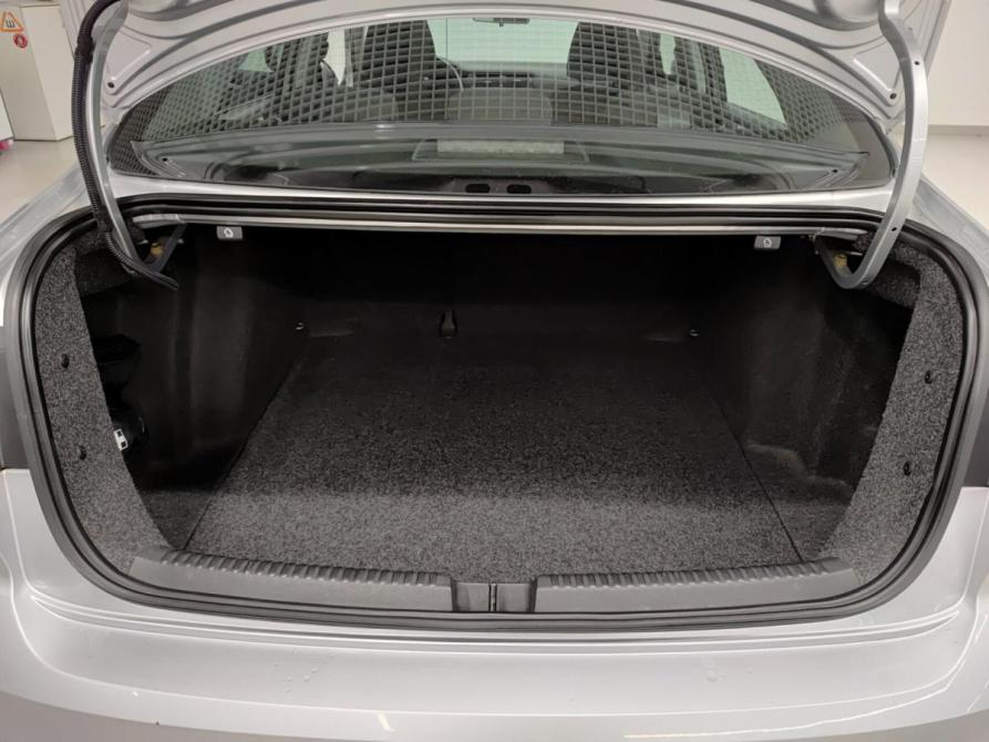 Volkswagen Jetta VI Рестайлинг Казань  - изображение 12