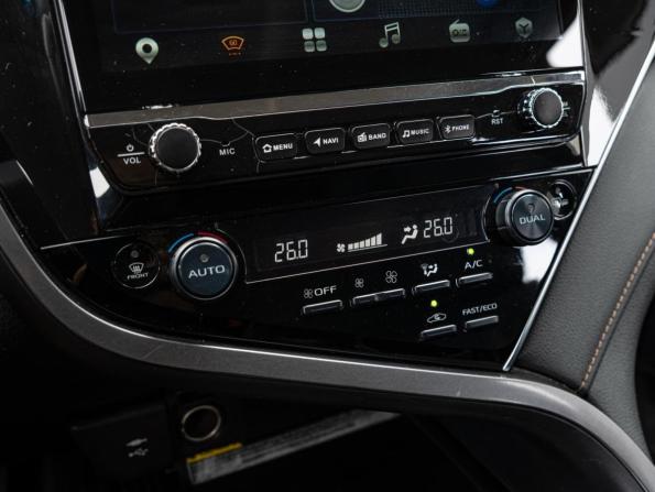 Toyota Camry VIII (XV70) с пробегом 2019 года, цена 2 600 000 рублей, 161210 км, седан, Автокод Объявления