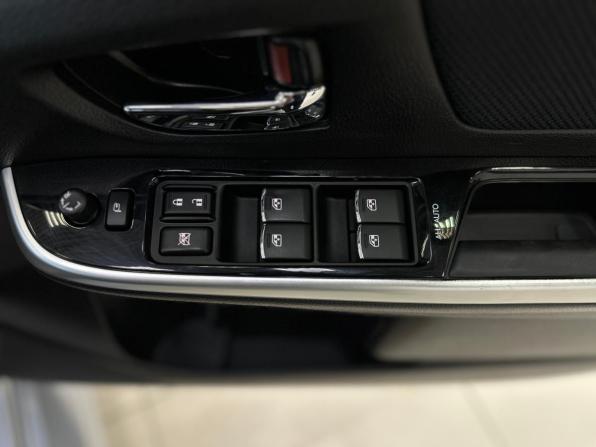 Subaru Levorg I с пробегом 2017 года, цена 1 440 000 рублей, 188107 км, универсал, Автокод Объявления