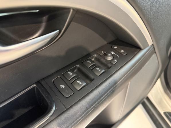 Volvo XC70 II с пробегом 2013 года, цена 1 785 900 рублей, 263855 км, универсал, Автокод Объявления