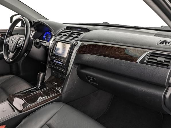 Toyota Camry VII (XV50) Рестайлинг с пробегом 2015 года, цена 1 915 000 рублей, 234410 км, седан, Автокод Объявления