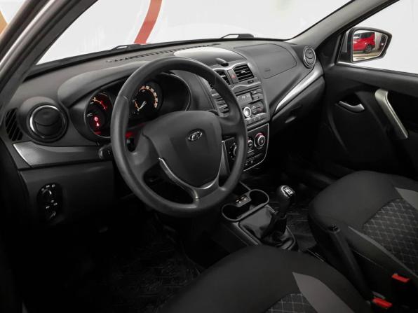 Lada (ВАЗ) Granta I Рестайлинг с пробегом 2019 года, цена 772 000 рублей, 60000 км, лифтбек, Автокод Объявления