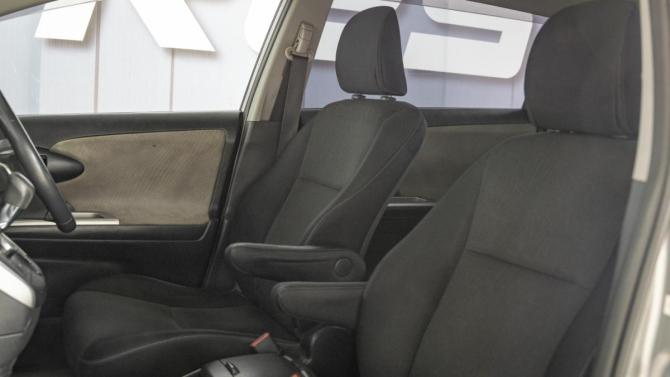 Toyota Wish II с пробегом 2009 года, цена 999 000 рублей, 204047 км, минивэн, Автокод Объявления