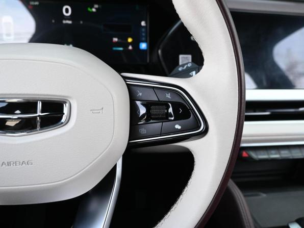 Geely Monjaro I с пробегом 2024 года, цена 3 399 000 рублей, 17313 км, внедорожник, Автокод Объявления