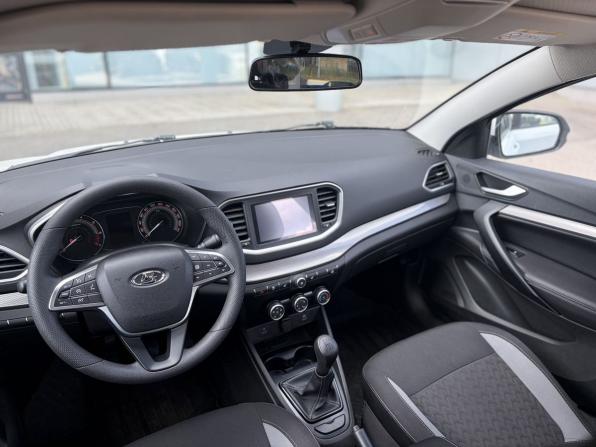 Lada (ВАЗ) Vesta I Рестайлинг (NG) с пробегом 2024 года, цена 1 135 000 рублей, 46687 км, седан, Автокод Объявления