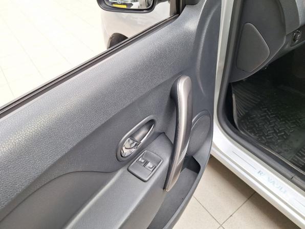 Renault Logan II с пробегом 2016 года, цена 525 000 рублей, 247615 км, седан, Автокод Объявления