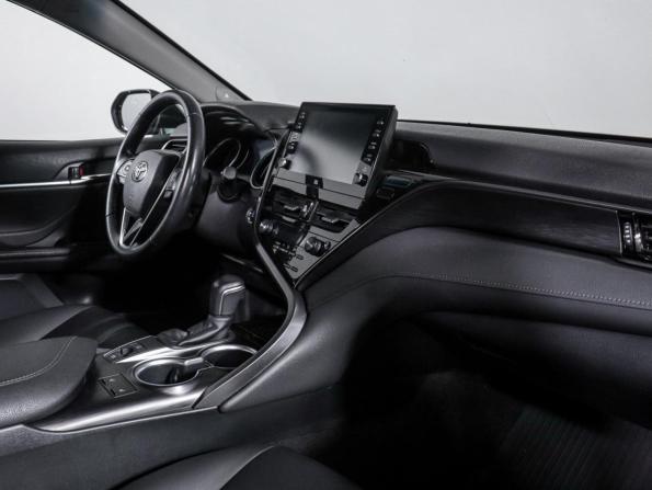 Toyota Camry VIII (XV70) Рестайлинг с пробегом 2021 года, цена 3 480 000 рублей, 90900 км, седан, Автокод Объявления