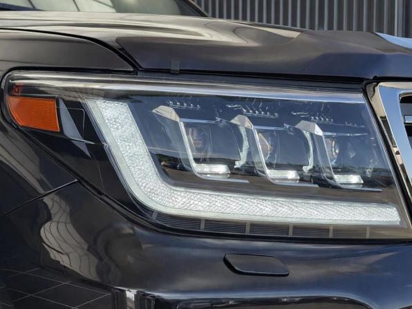 Toyota Land Cruiser 200 Series Рестайлинг 1 с пробегом 2012 года, цена 3 300 000 рублей, 213531 км, внедорожник, Автокод Объявления