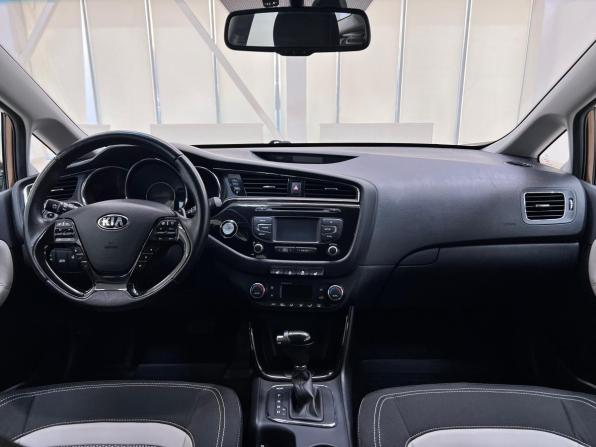 Kia Ceed II Рестайлинг с пробегом 2016 года, цена 1 350 000 рублей, 104552 км, универсал, Автокод Объявления
