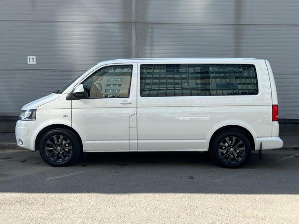 Volkswagen Multivan T5 Рестайлинг с пробегом 2011 года, цена 2 559 000 рублей, 92328 км, минивэн, Автокод Объявления