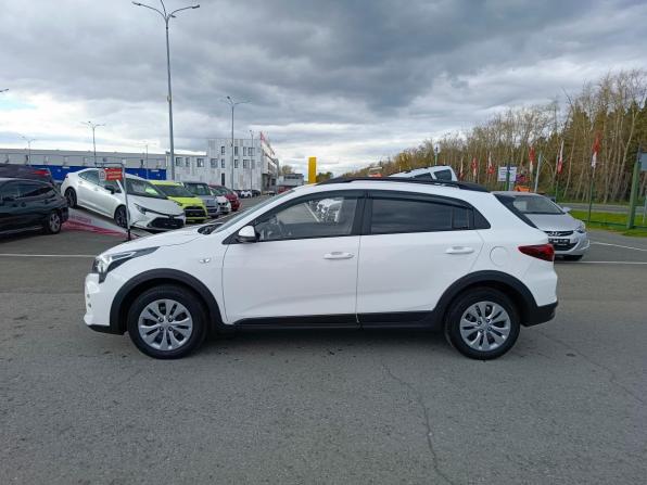 Kia Rio IV Рестайлинг с пробегом 2022 года, цена 1 649 000 рублей, 69941 км, хэтчбек, Автокод Объявления