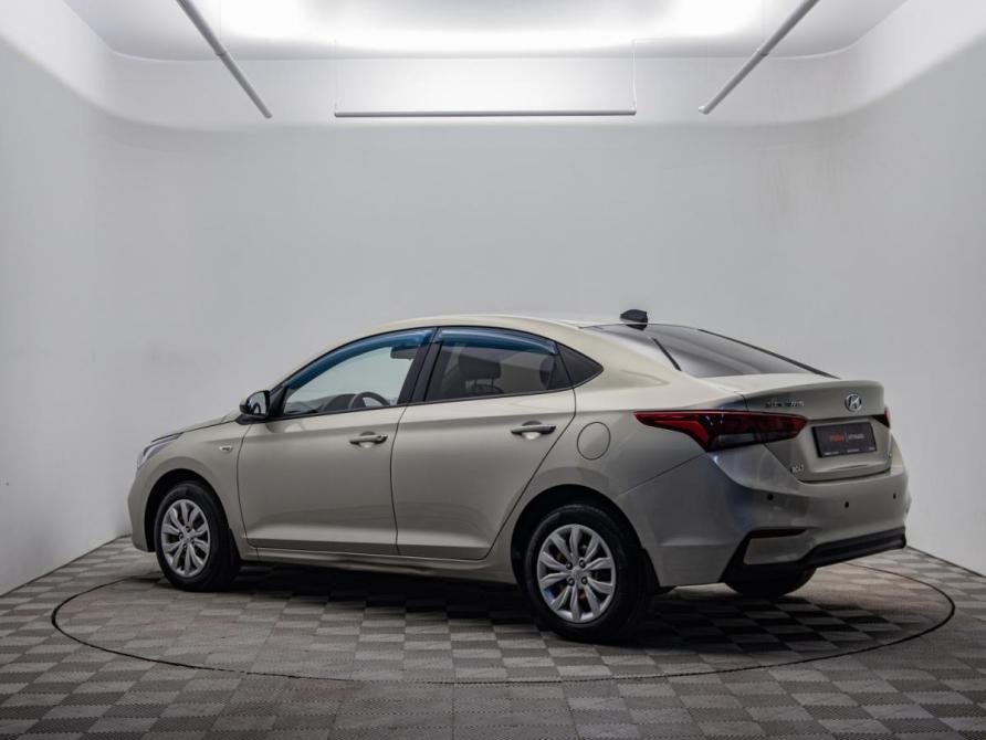 Hyundai Solaris II Москва  - изображение 7
