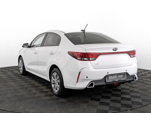 Kia Rio IV Рестайлинг с пробегом 2021 года, цена 1 655 000 рублей, 41914 км, седан, Автокод Объявления